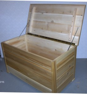 Munro's cedar chest 002 cropped